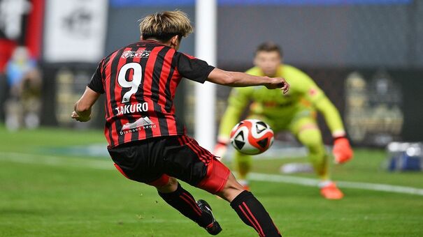 Nhận định Consadole Sapporo vs Vissel Kobe 12h00 ngày 13/7 (VĐQG Nhật Bản 2024). Hãy đến EU9VN cá cược bóng đá .